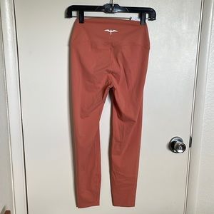 BRAND NEW - Iwa Co butter soft leggings